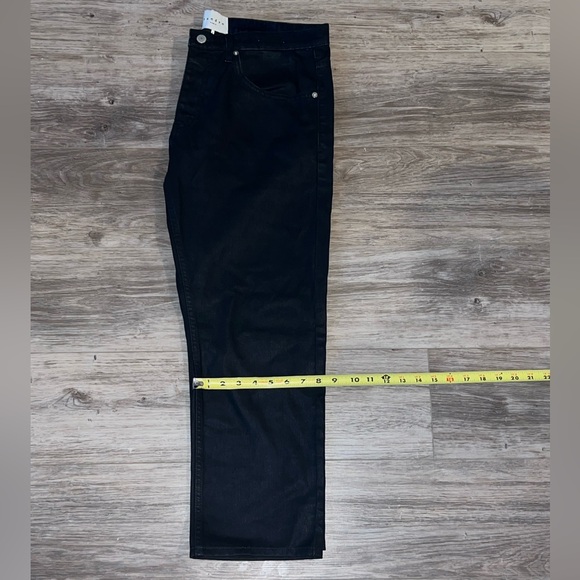 Men's Dark Blue Jeans - Picture 5 of 5